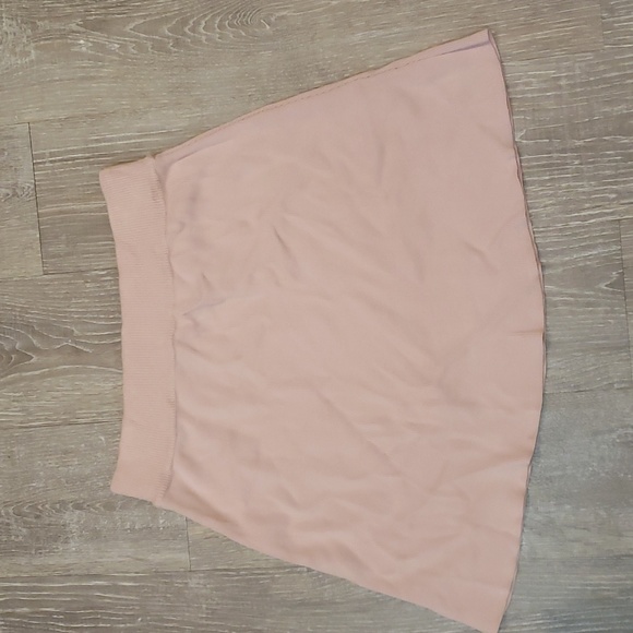 Pink Zara stretchy mini skirt. - Picture 1 of 2